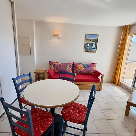 Apartment 1 Bedroom Sea View *