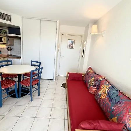 1 Bedroom Sea View *