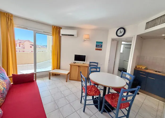 1 Bedroom Sea View Golfe-Juan