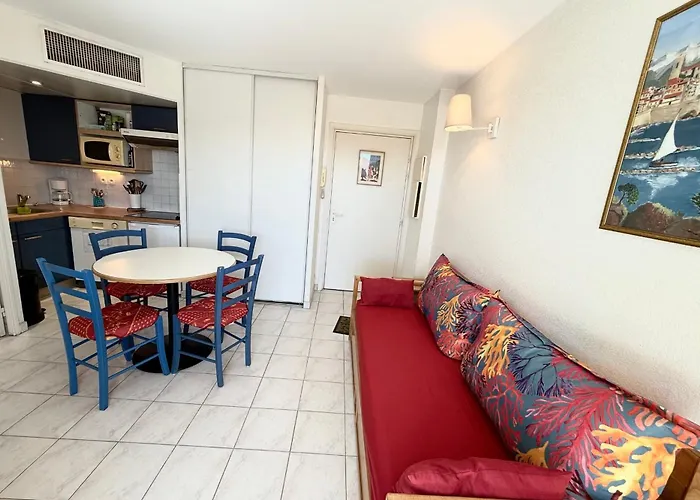 1 Bedroom Sea View *