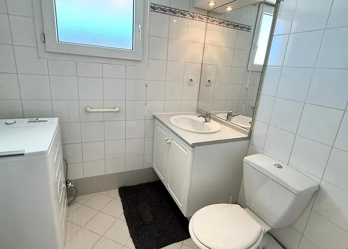 1 Bedroom Sea View *