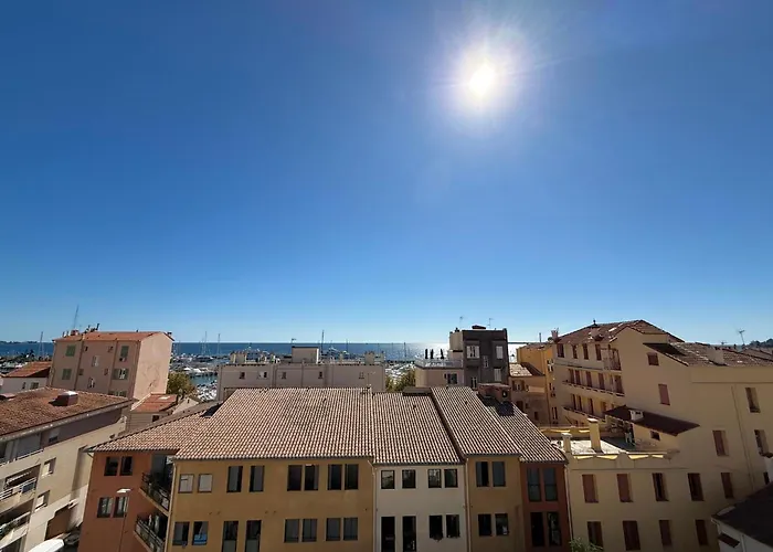 1 Bedroom Sea View Apartment Golfe-Juan